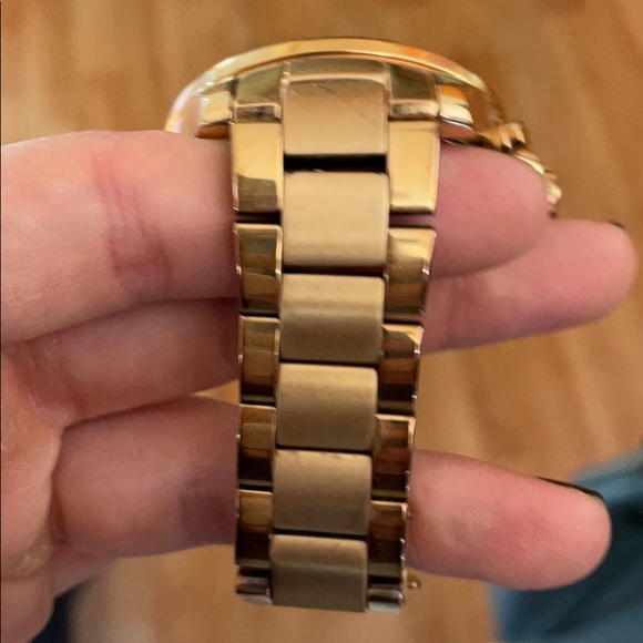 Gold Michael Kors Watch - Picture 4 of 7